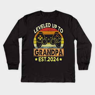 leveled up to grandpa est 2024 Kids Long Sleeve T-Shirt